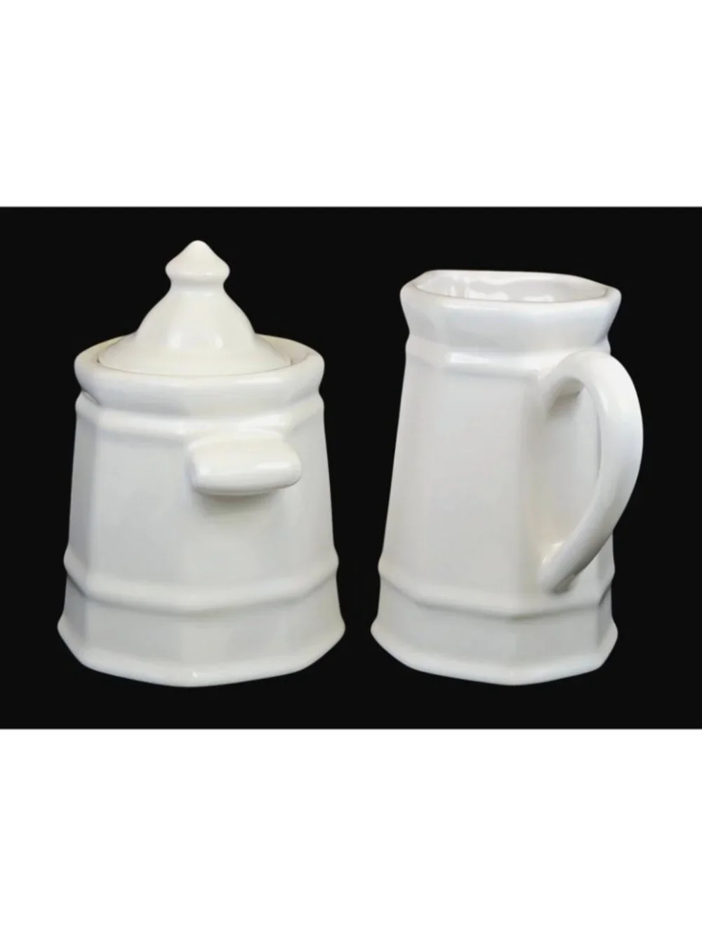 Pfaltzgraff Heritage White Creamer & Sugar Set USA Castle Mark Vintage 1960s-70s
